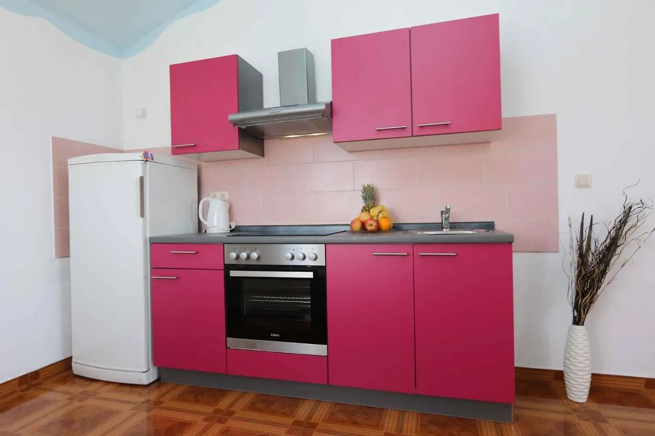 Apartment In Silo/Insel Krk 13586  Silo (Krk)