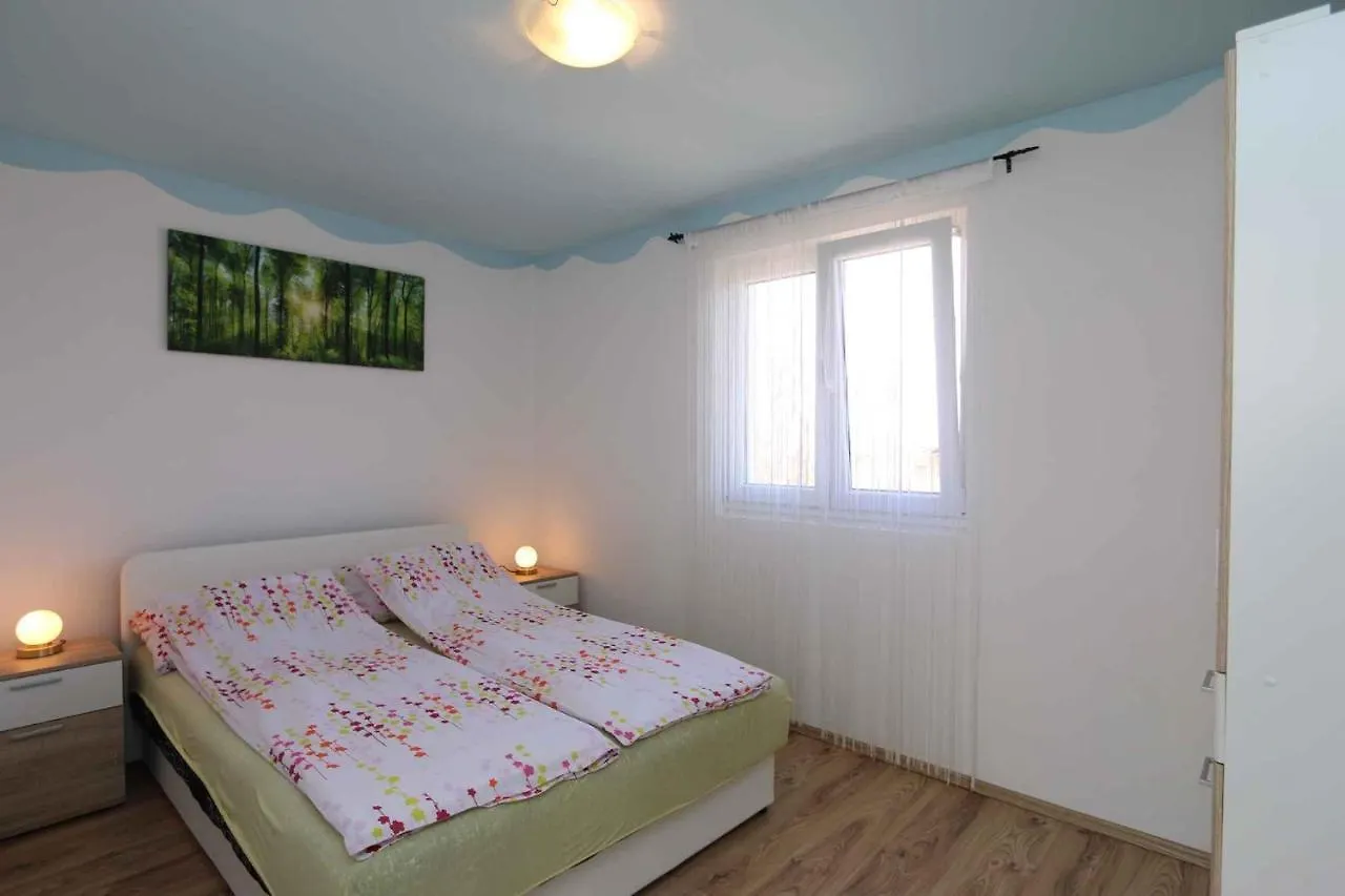 Apartment In Silo/Insel Krk 13586 Croatia